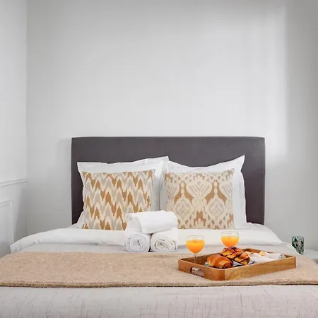 1Br Notre Dame & Seine - Latin Quarter Flat *