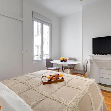 1Br Notre Dame & Seine - Latin Quarter Flat * Parigi